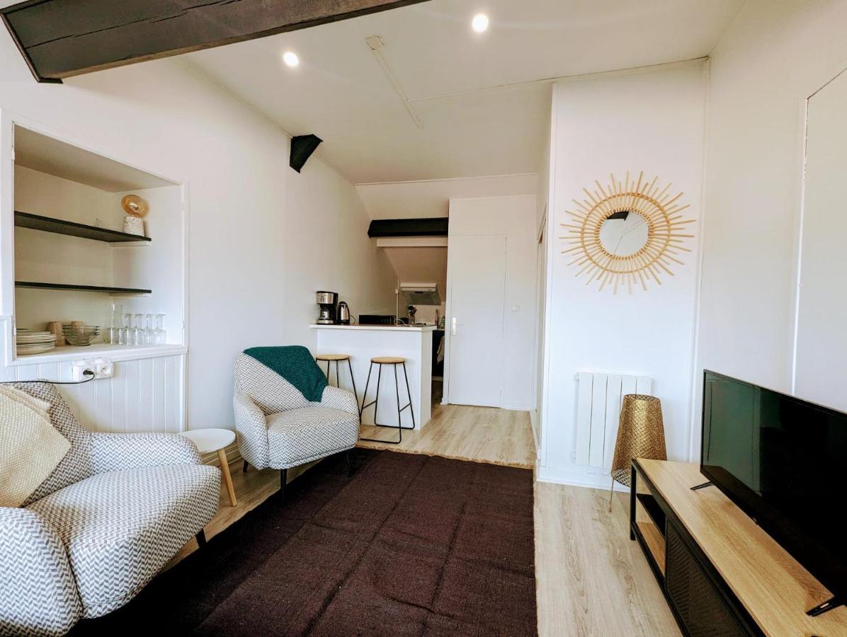 Studio Hyper-Centre La Rochelle, A Deux Pas Du Vieux Port Apartment ลาโรแชล ภายนอก รูปภาพ